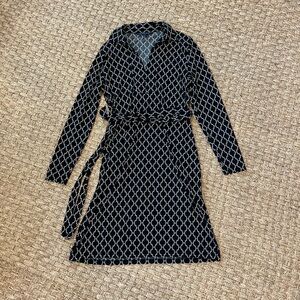 Brooks Brothers Black and White Geometric Patterned Women's Dress